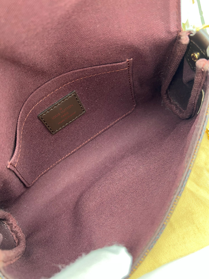 LOUIS VUITTON FAVOURITE PM DAMIER EBENE