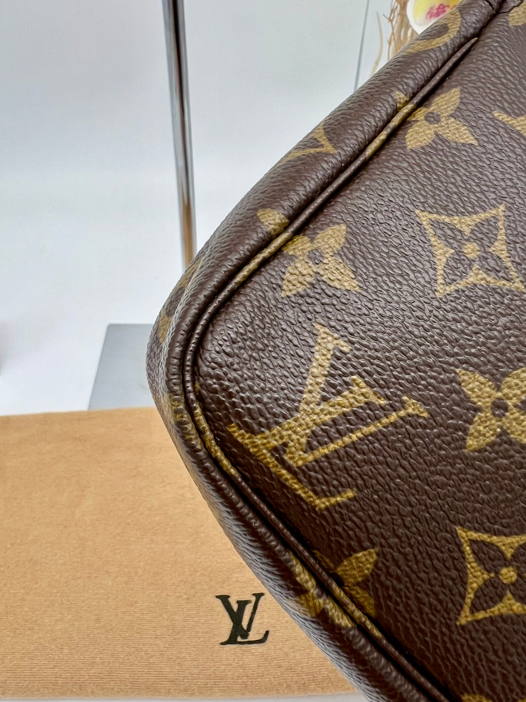 LOUIS VUITTON POCHETTE ACCESSORIES MONOGRAM