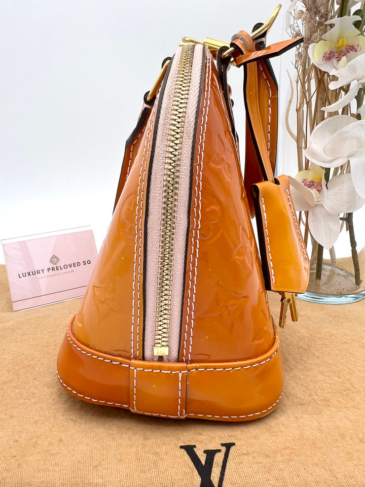 LOUIS VUITTON ALMA BB VERNIS