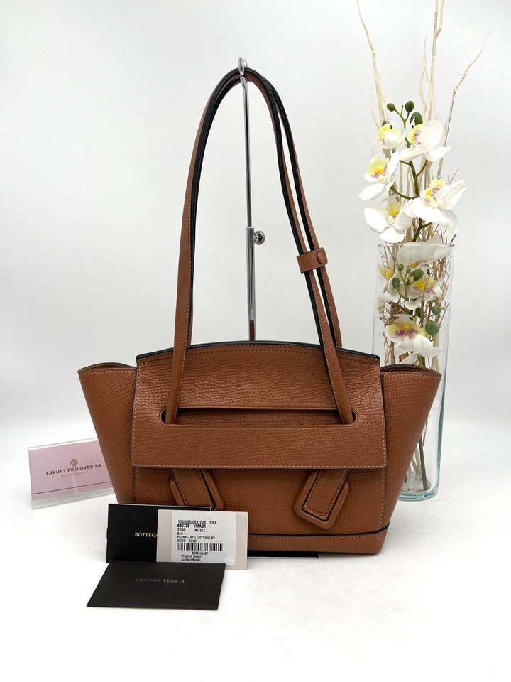 BOTTEGA VENETA ACRO GRAINY CALFSKIN