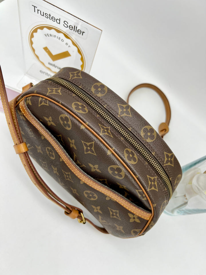 LOUIS VUITTON BLOIS SHOULDER BAG