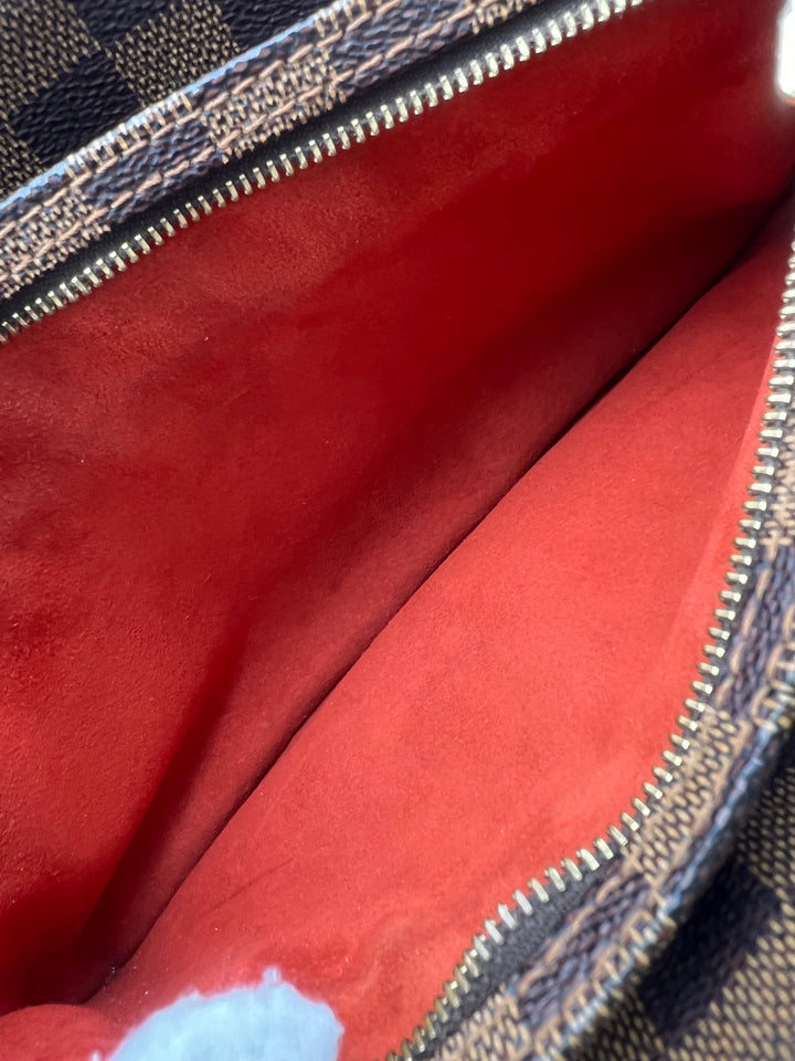 LOUIS VUITTON DAMIER AUBAGNE SHOULDER BAG