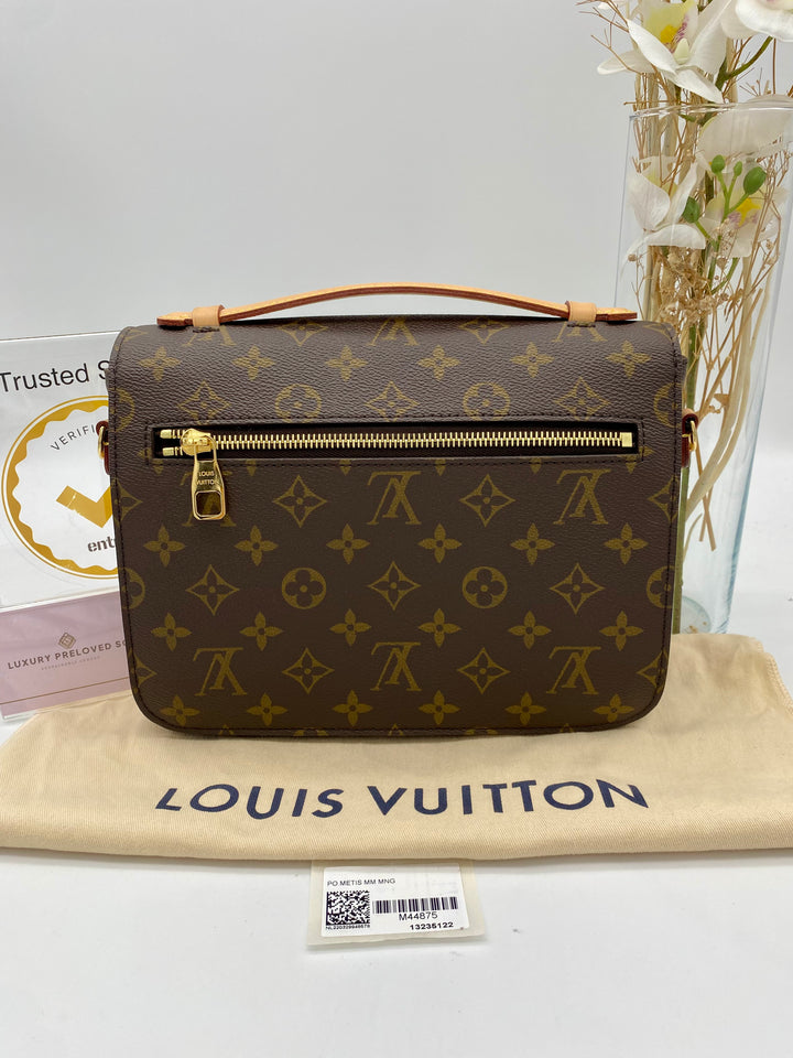 LOUIS VUITTON POCHETTE METIS MONOGRAM