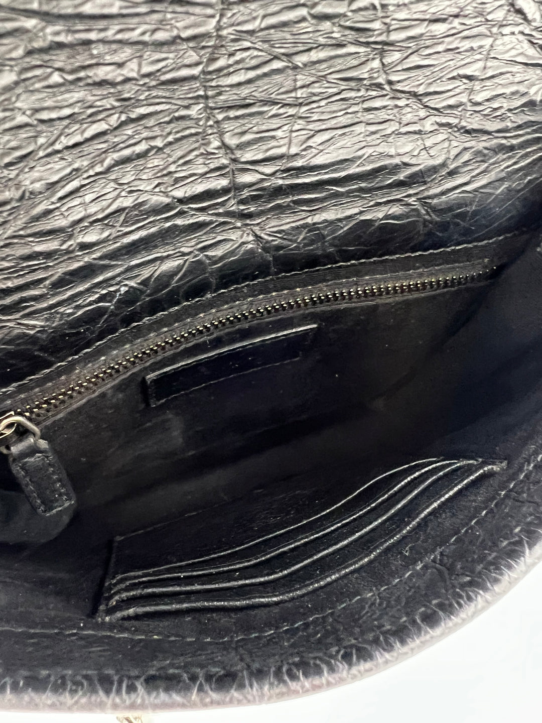 YVES STAINT LAURENT NIKKI CHAIN SHOULDER BAG