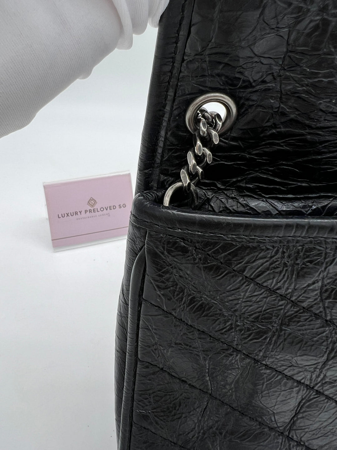 YVES STAINT LAURENT NIKKI CHAIN SHOULDER BAG