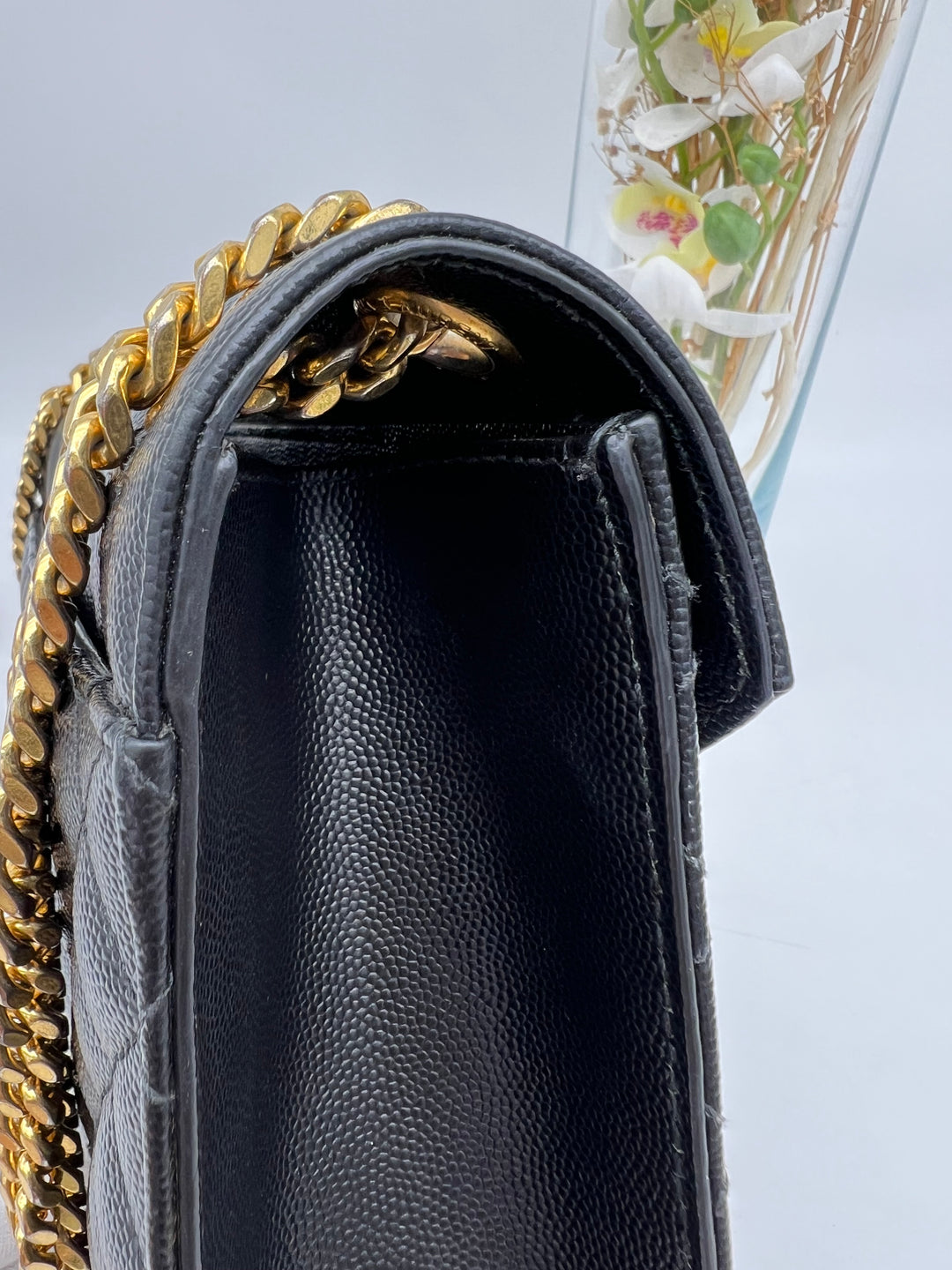 YVES SAINT LAURENT MEDIUM ENVELOPE LEATHER GHW