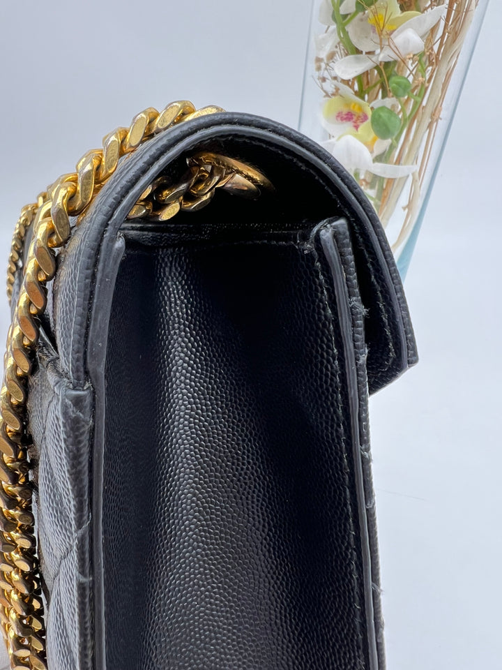 YVES SAINT LAURENT MEDIUM ENVELOPE LEATHER GHW