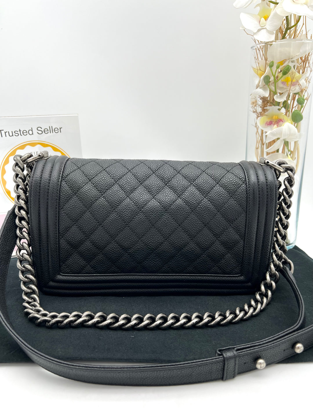 CHANEL CAVIAR OLD MEDIUM BOY