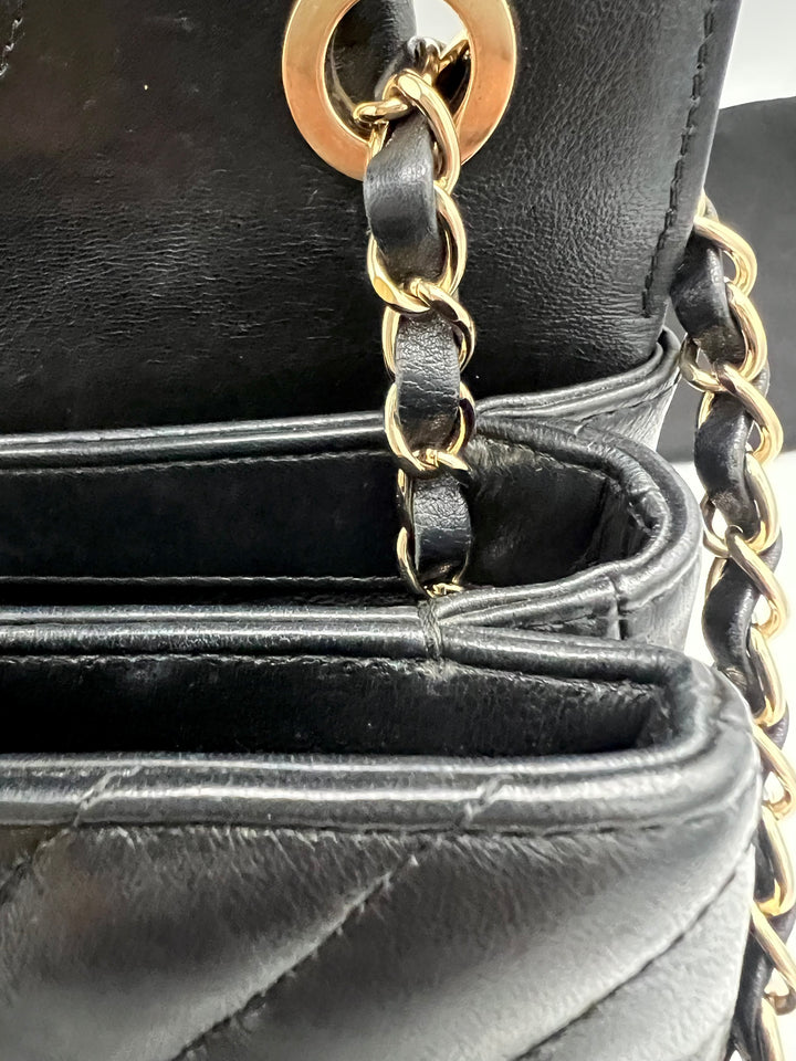CHANEL TRENDY CHEVRON LAMBSKIN NO.25