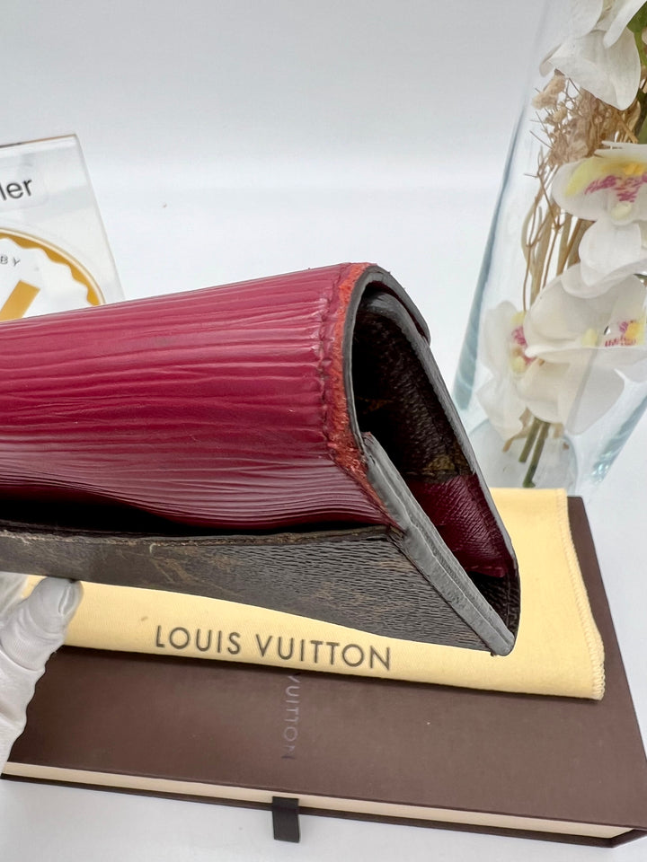 LOUIS VUITTON FUCHIA EPI MARIE WALLET