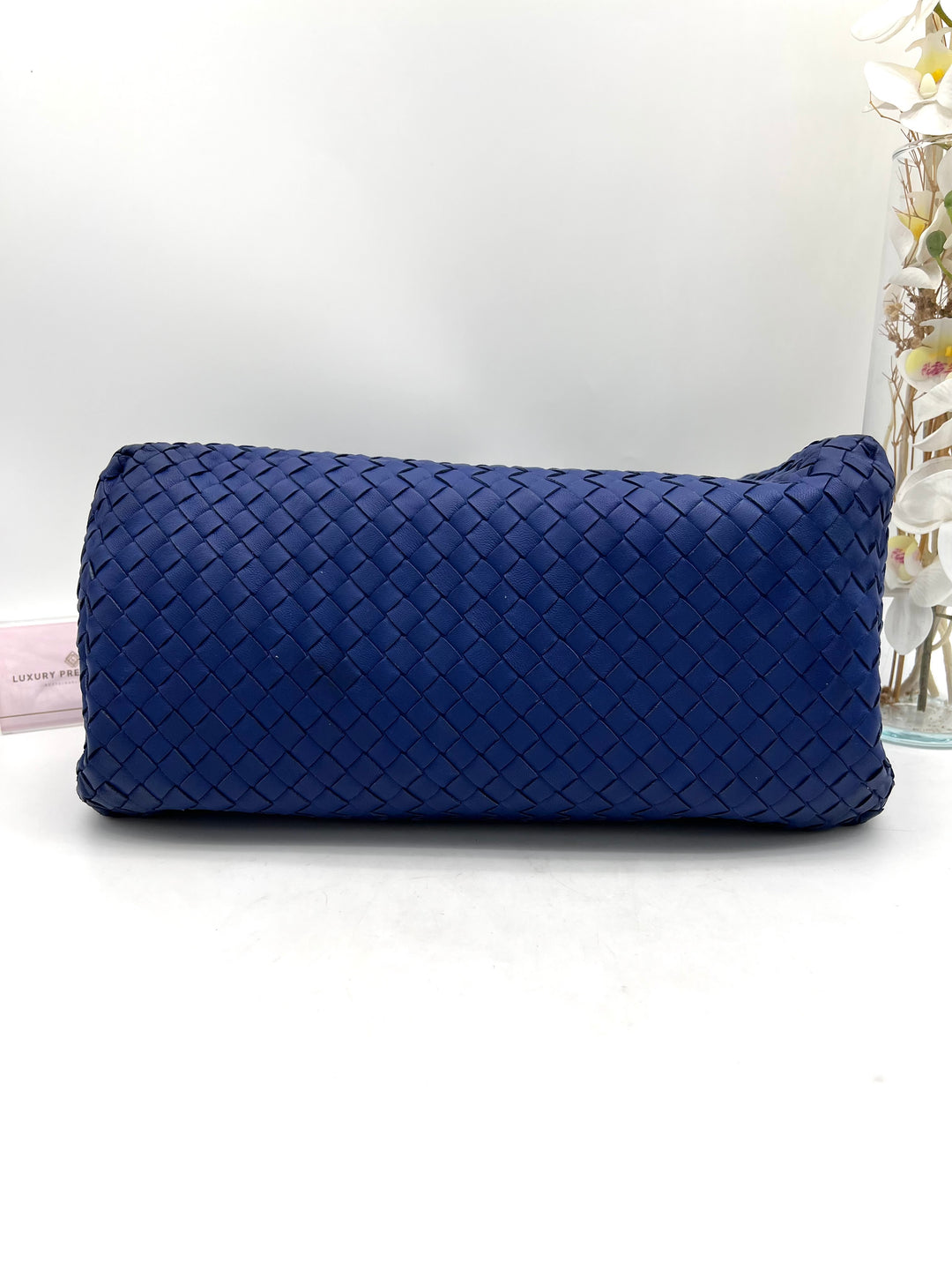 BOTTEGA VENETA INTRECCIATO SHOULDER BAG