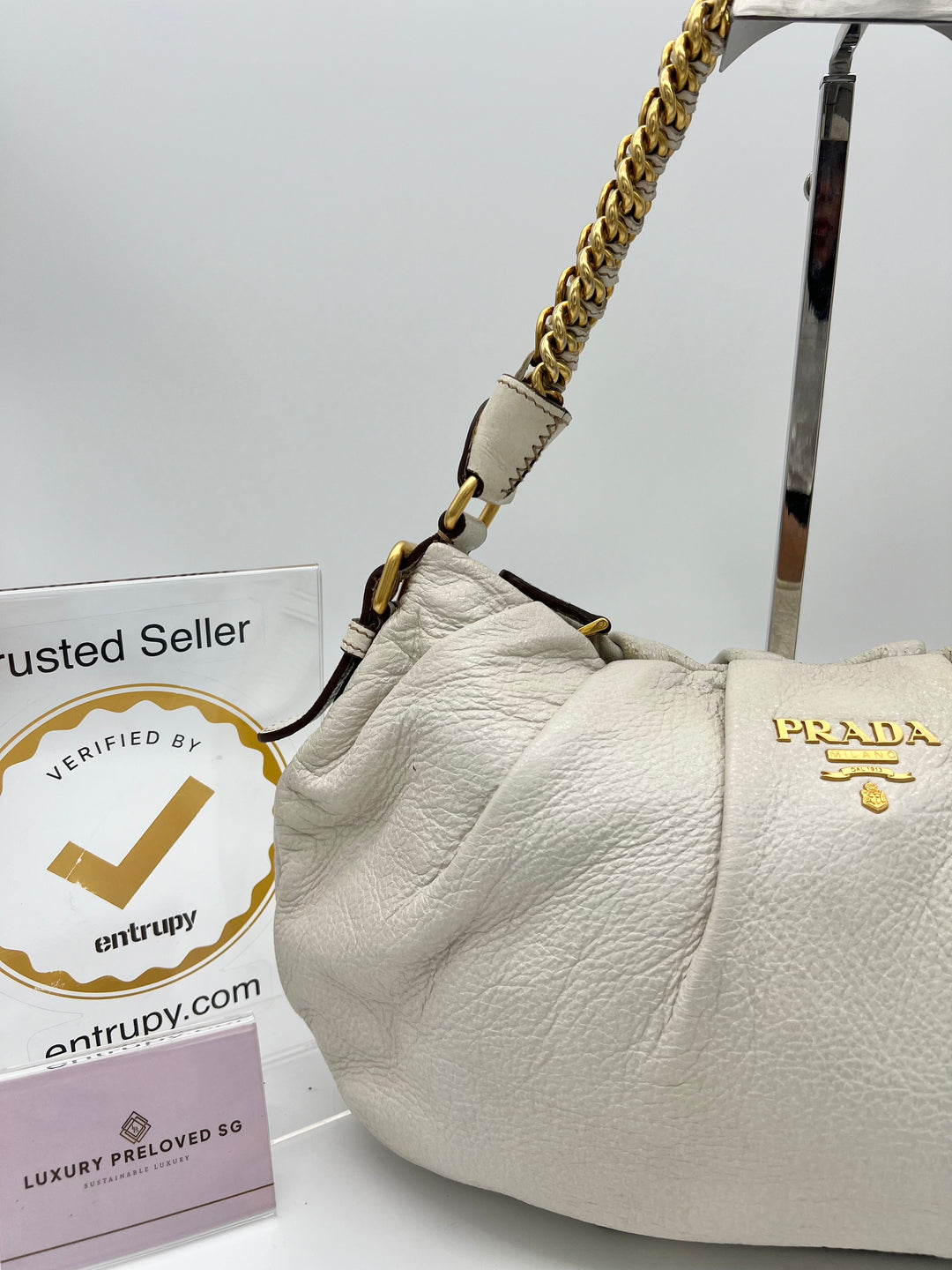 PRADA WHITE LEATHER CHAIN ONE SHOULDER BAG