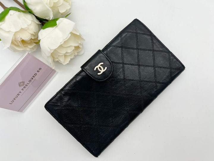 CHANEL VINTAGE WALLET