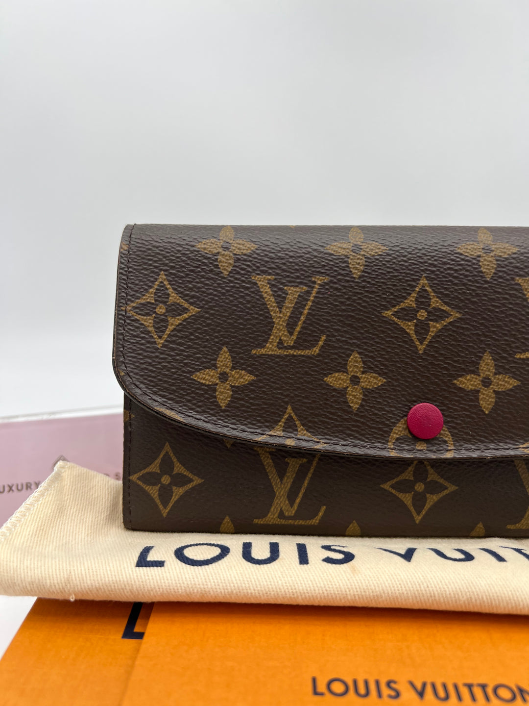 LOUIS VUITTON EMILIE  WALLET
