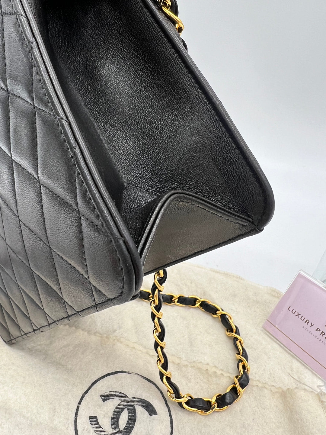 CHANEL BLACK MATALESSE PUSH LOCK CHAIN SHOULDER BAG