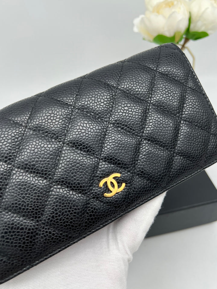 CHANEL CAVIAR WALLET