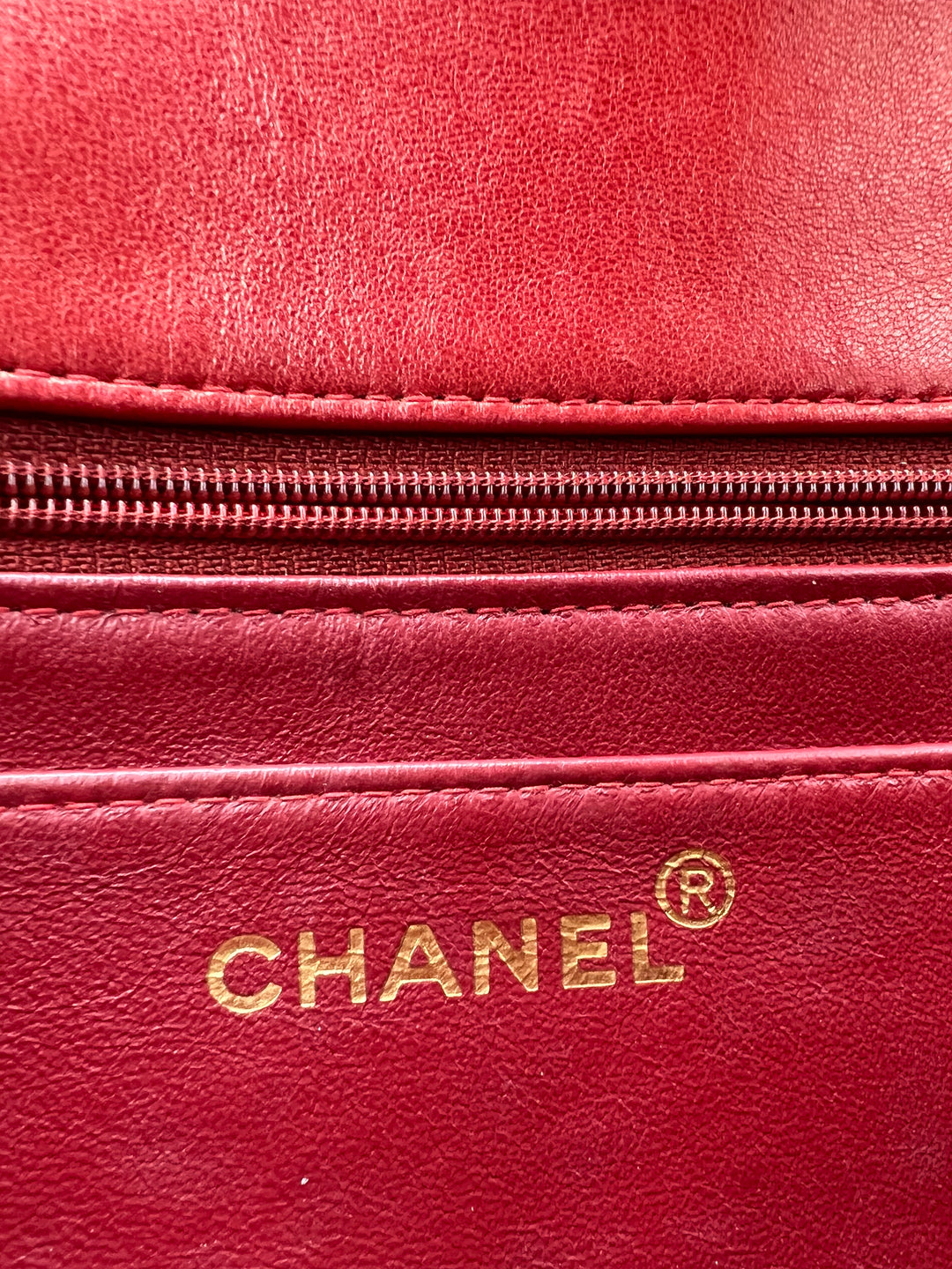 CHANEL RED LAMBSKIN METALASSE CHAIN BAG