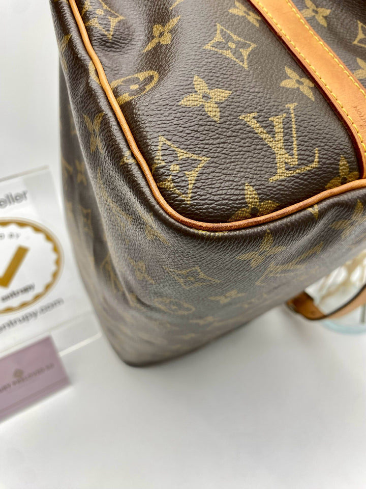 LOUIS VUITTON BANDOULIERE 30 MONOGRAM