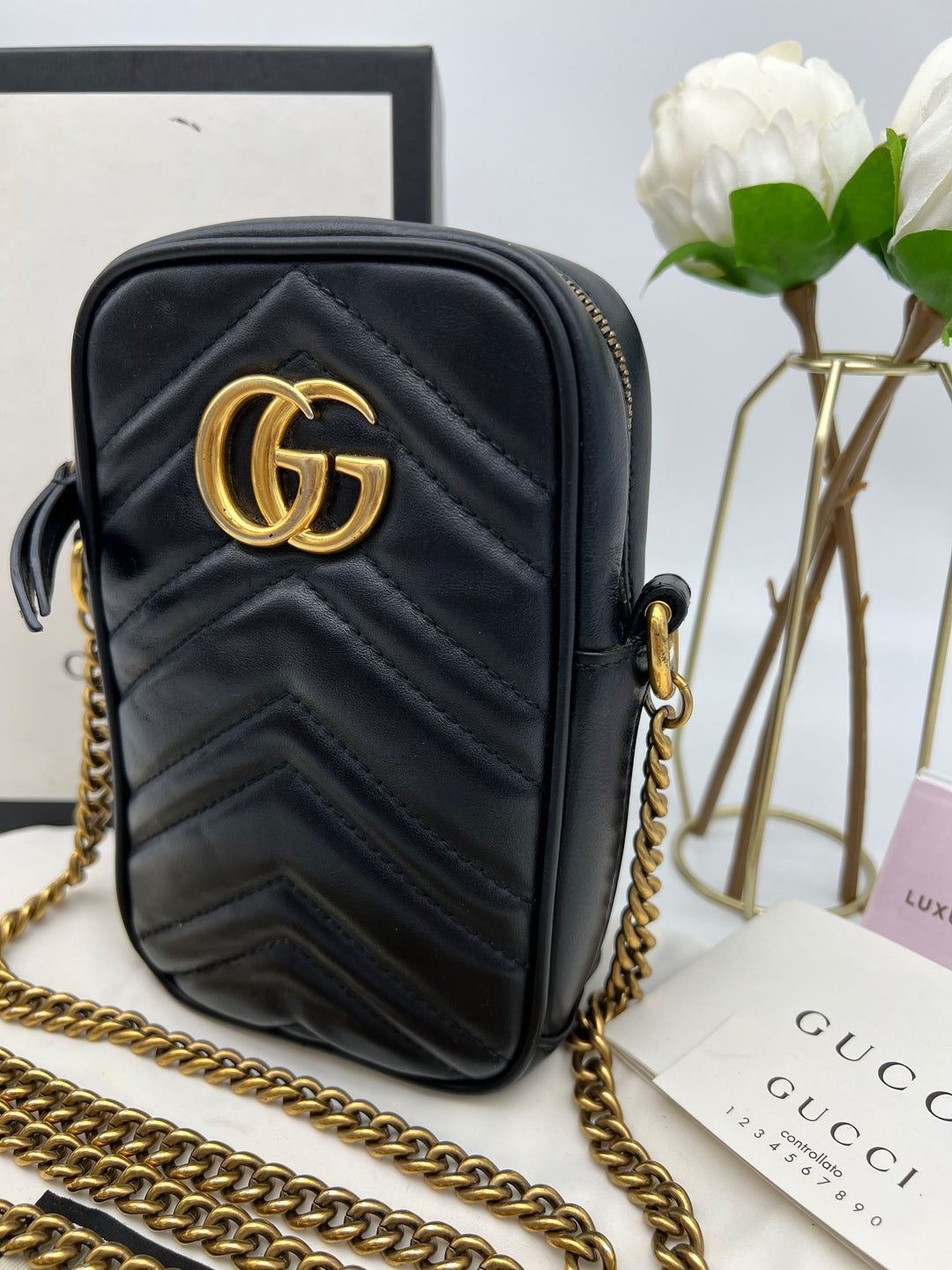GUCCI GG MARMONT SMALL CHAIN SHOULDER BAG