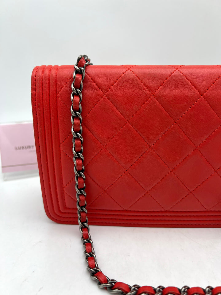 CHANEL BOY WALLET ON CHAIN LAMBSKIN