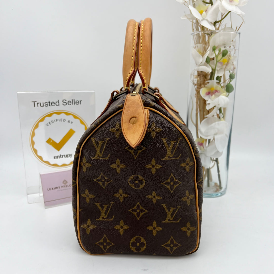 LOUIS VUITTON SPEEDY 25 MONOGRAM