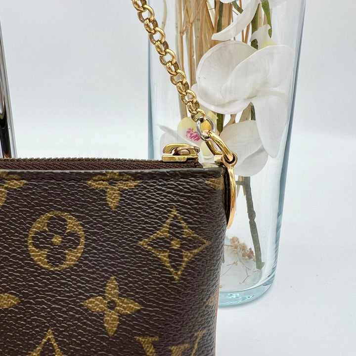 LOUIS VUITTON MILLA MM POCHETTE MONOGRAM