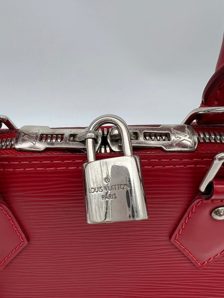 LOUIS VUITTON ALMA BB EPI