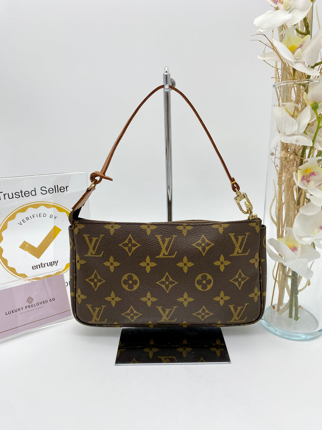 LOUIS VUITTON POCHETTE ACCESSOIRES MONOGRAM