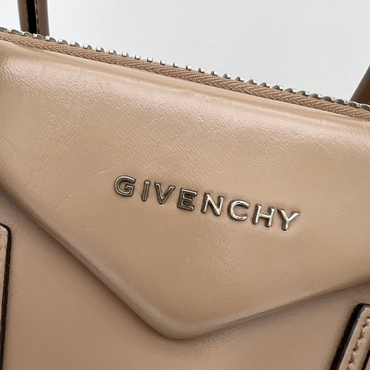 GIVENCHY ANTIGONA 2 WAY MEDIUM