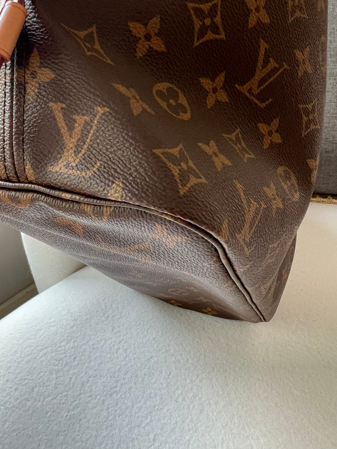 LOUIS VUITTON NEVERFULL MM MONOGR W/ POUCH ( RFID )