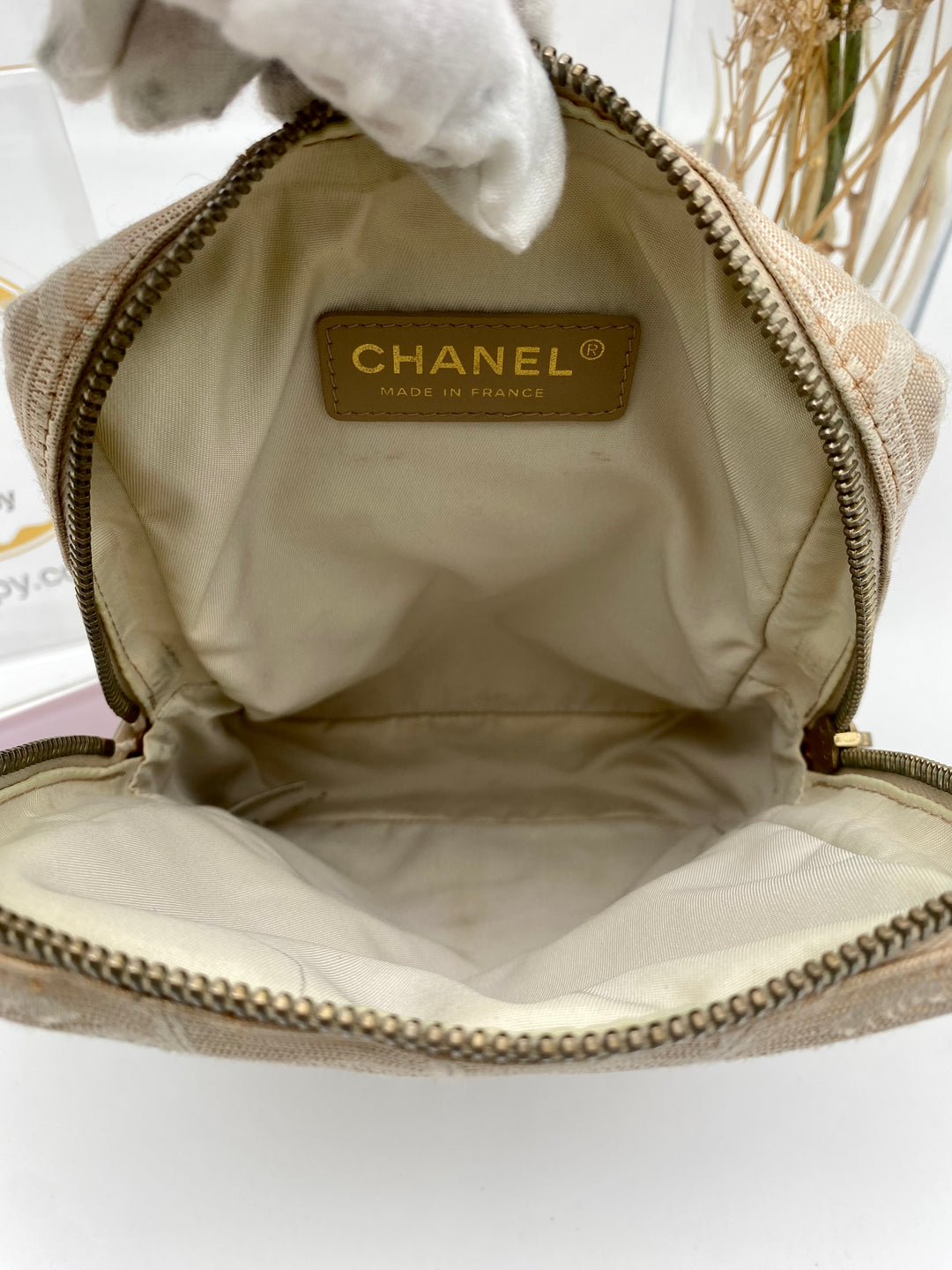 CHANEL TRAVELINE VINTAGE BODY BAG