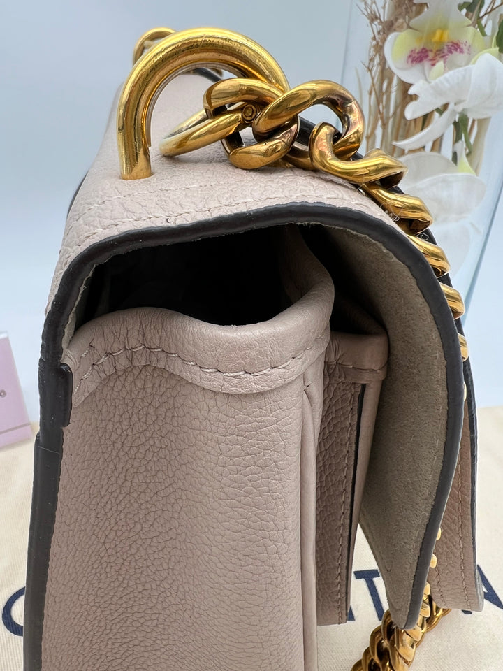 LOUIS VUITTON LOCKME CHAIN PM