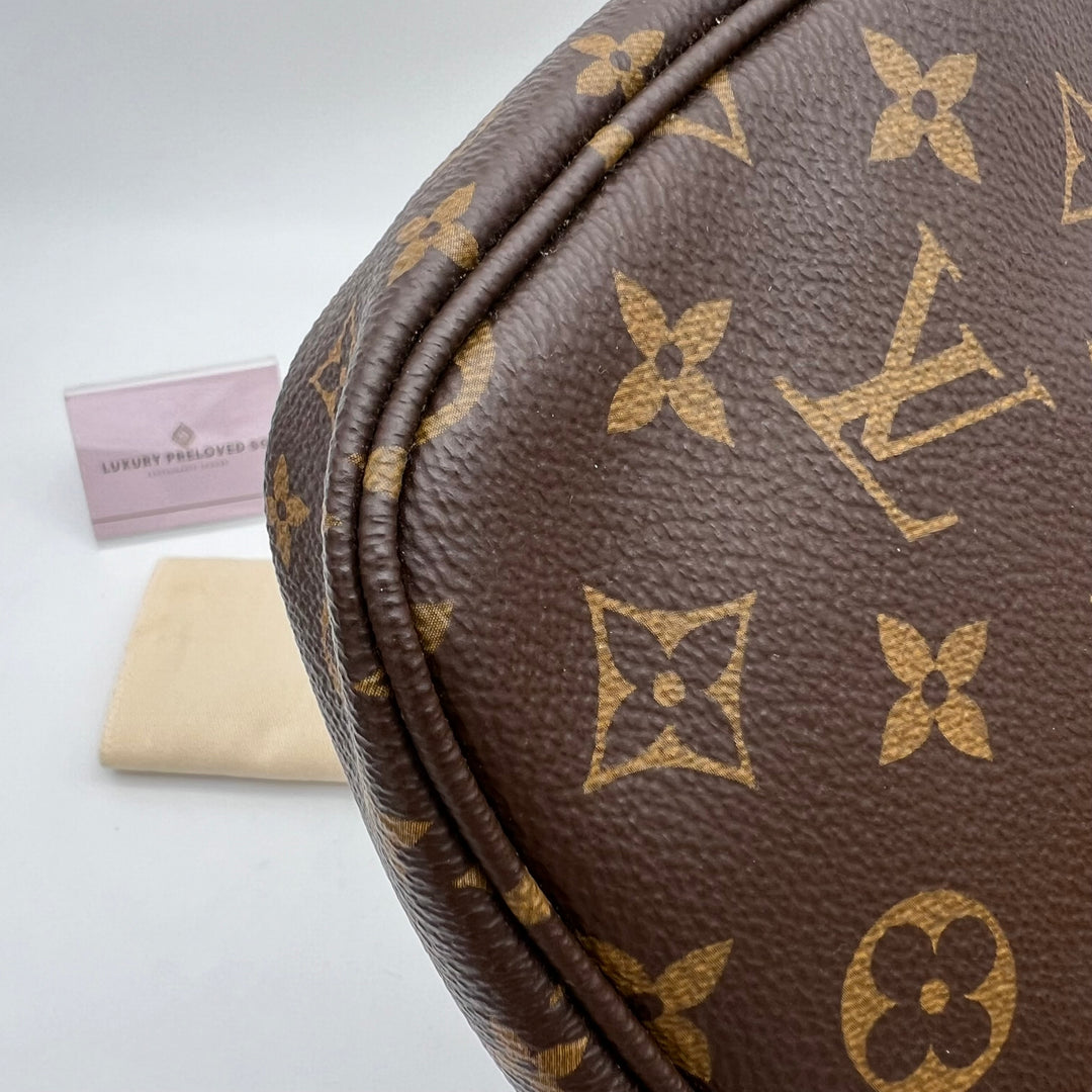 LOUIS VUITTON MULTI POCHETTE