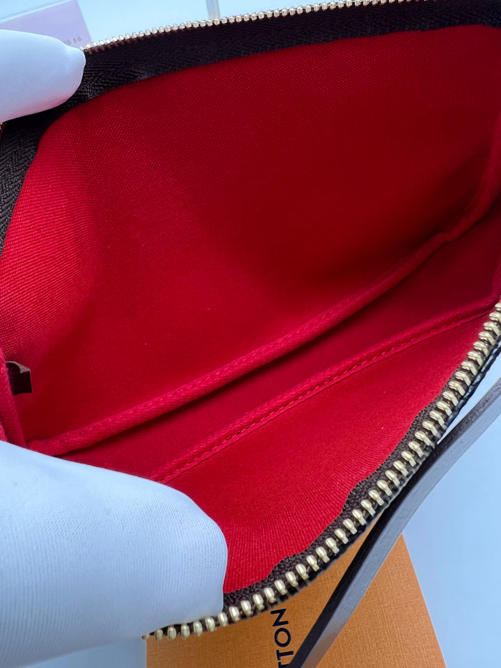 LOUIS VUITTON POCHETTE ACCESSORIES DAMIER