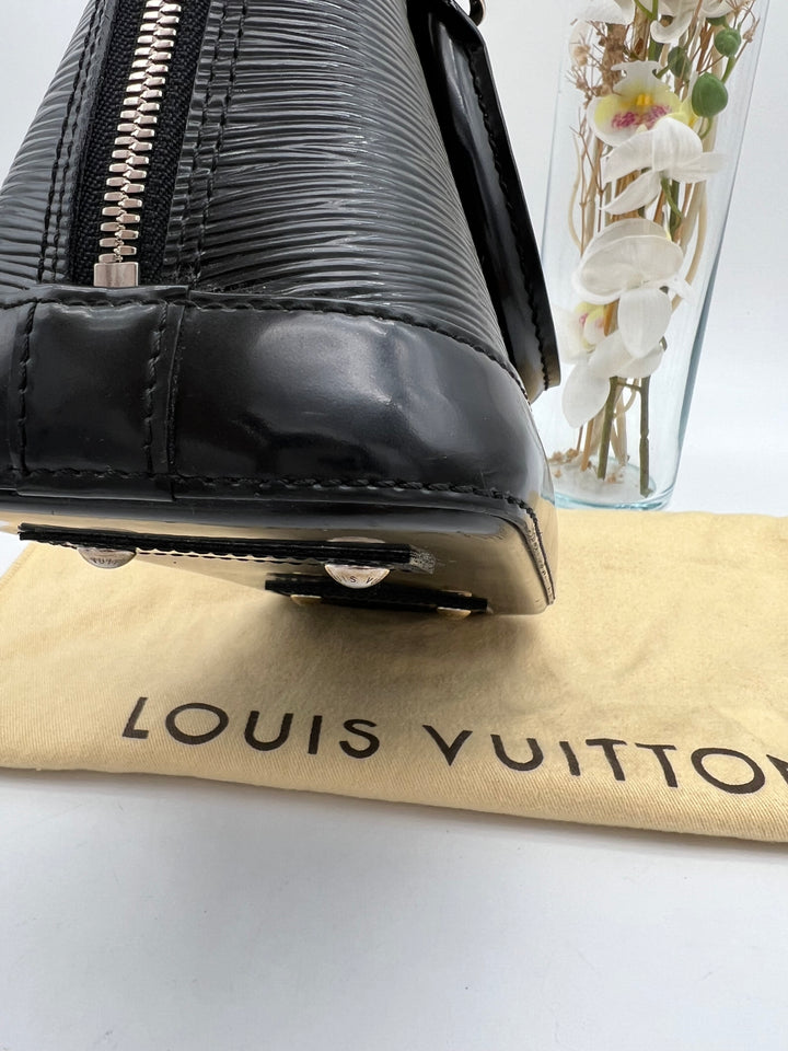 LOUIS VUITTON ALMA BB EPI
