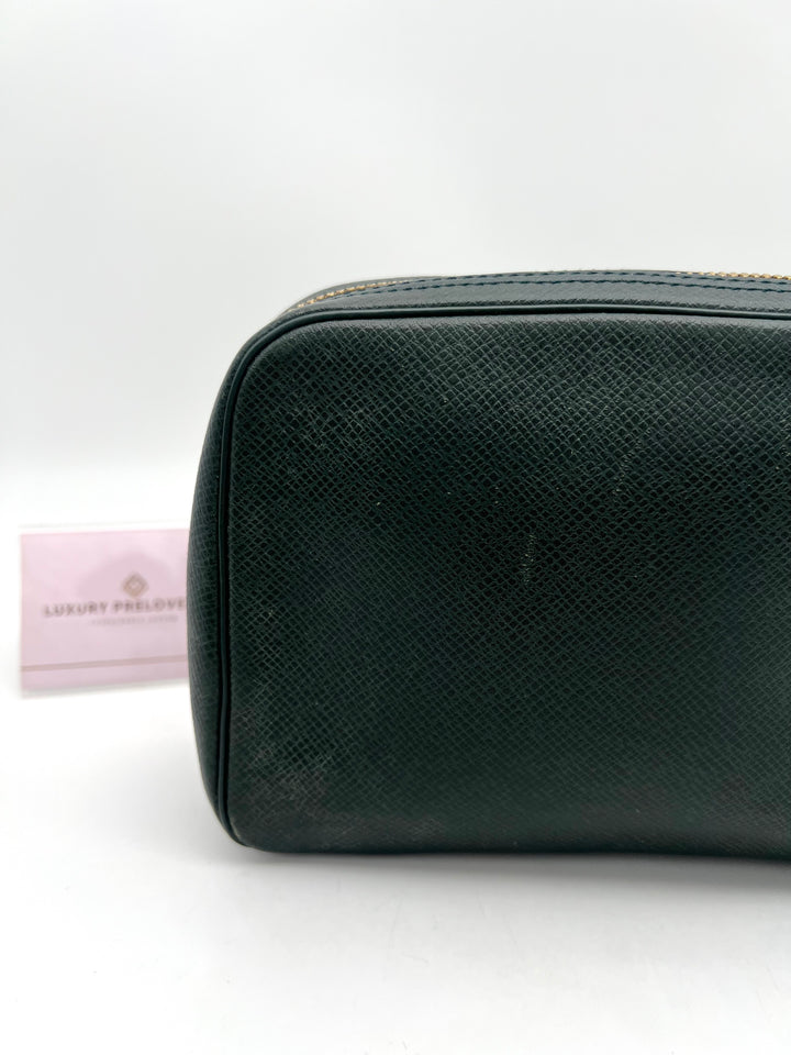 LOUIS VUITTON EPI SMALL POUCH