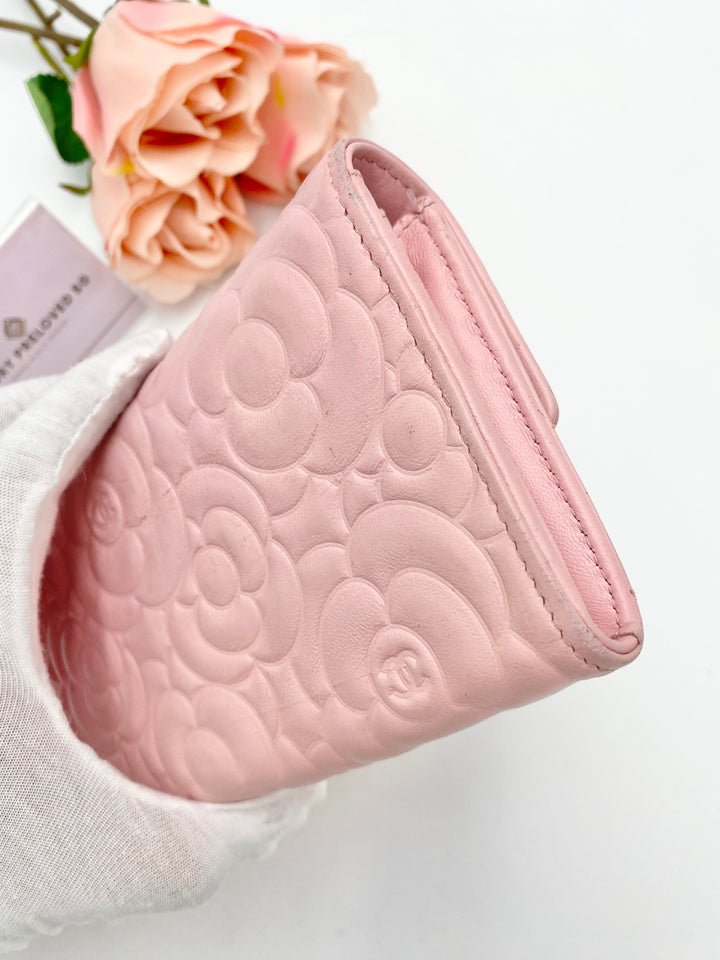 CHANEL CAVIAR CAMELLIA EMBOSSED WALLET