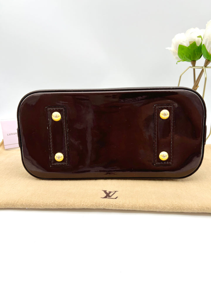 LOUIS VUITTON ALMA BB VERNIS