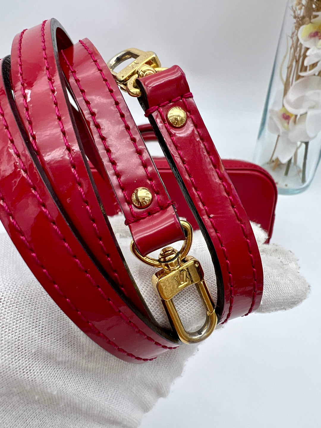 LOUIS VUITTON ALMA BB VERNIS