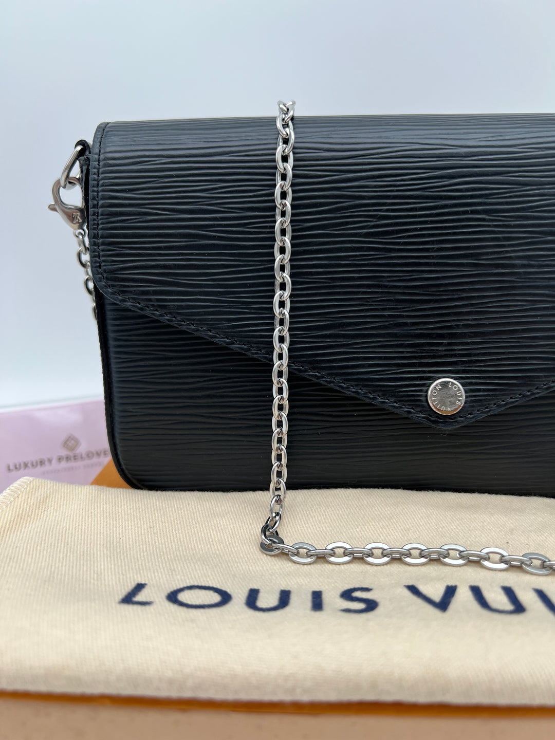 LOUIS VUITTON FELICIE EPI LEATHER