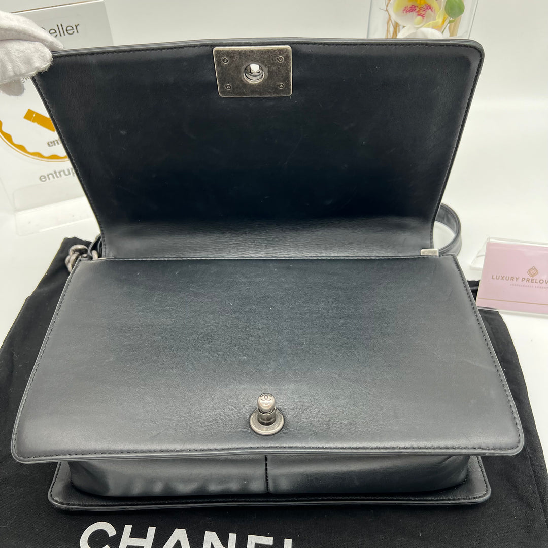 CHANEL LAMBSKIN NEW MEDIUM BOY