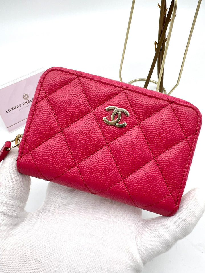 CHANEL CLASSIC ZIP COIN WALLET