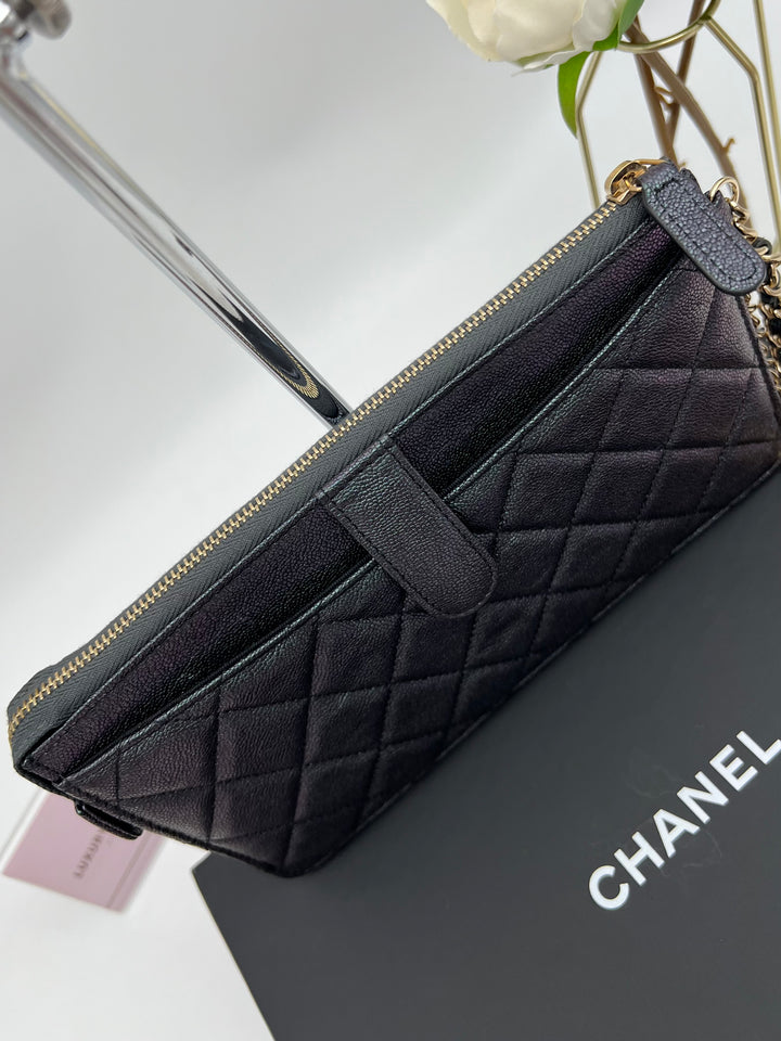 CHANEL CAVIAR CHAIN WRISTLET GHW