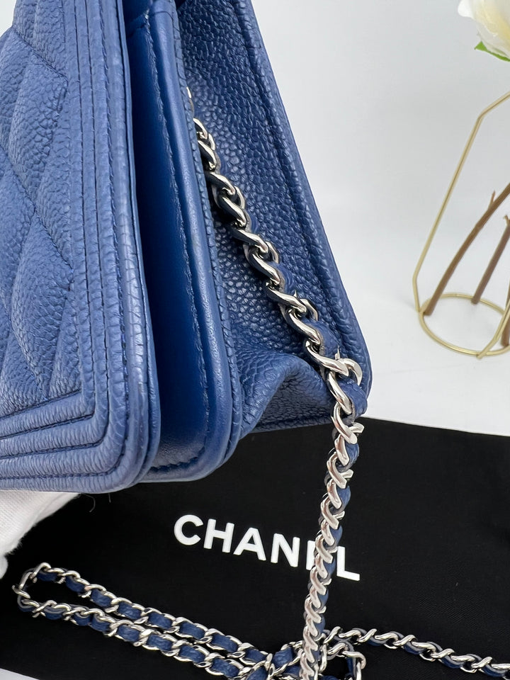 CHANEL CHEVRON CALFSKIN BOY WALLET ON CHAIN