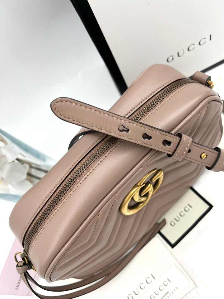 GUCCI MARMONT CAMERA QUILTED SMALL