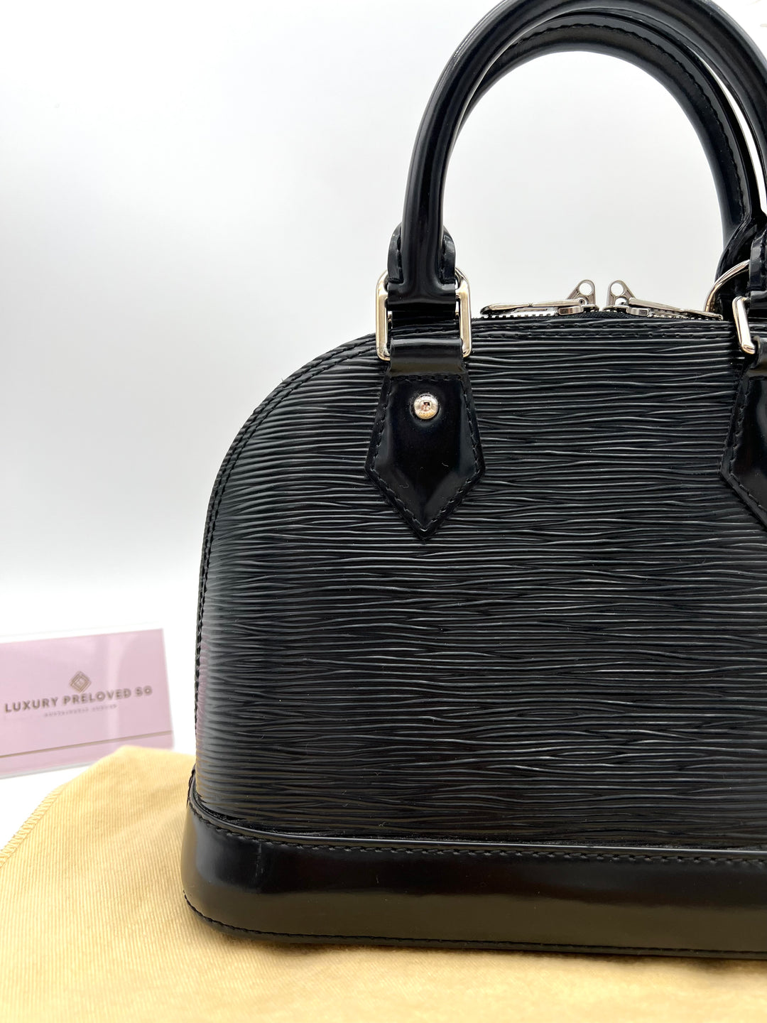 LOUIS VUITTON ALMA BB EPI