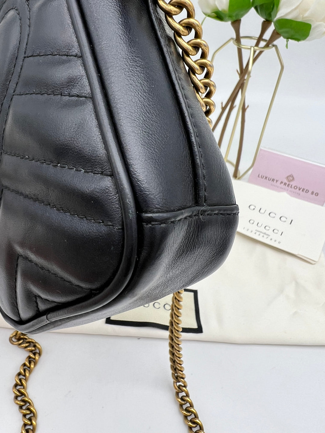 GUCCI GG MARMONT SMALL CHAIN SHOULDER BAG