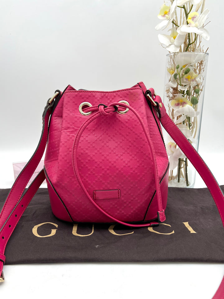 GUCCI GG DRAWSTRING BUCKET BAG