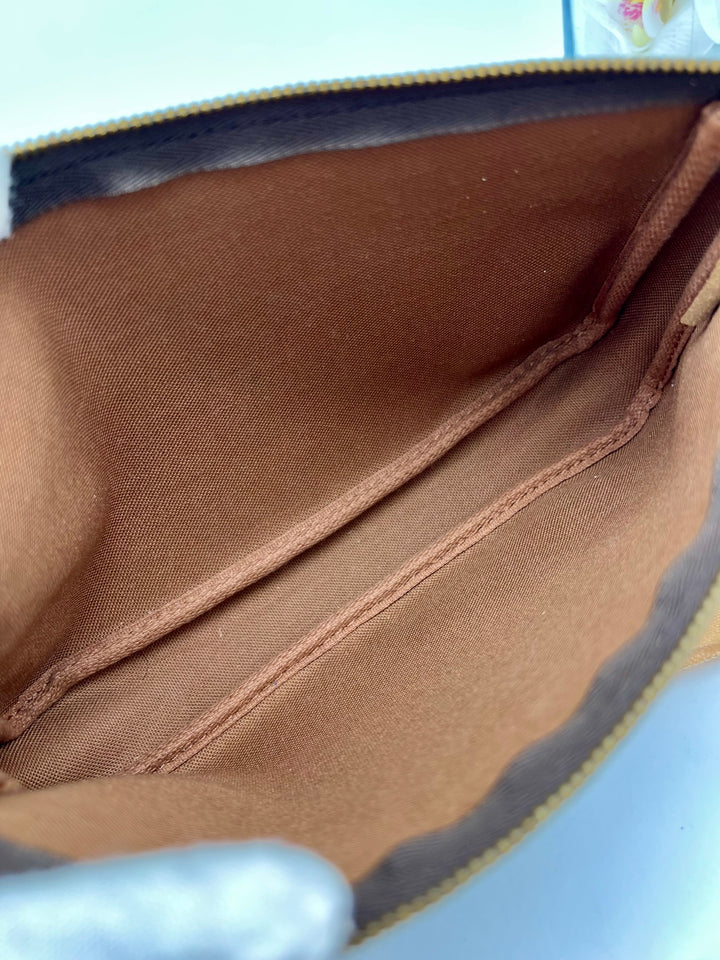 LOUIS VUITTON POCHETTE ACCESSORIES MONOGRAM