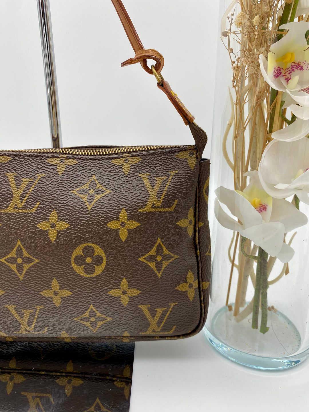 LOUIS VUITTON POCHETTE ACCESSOIRES MONOGRAM